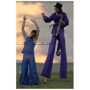 Echassier et balle contact